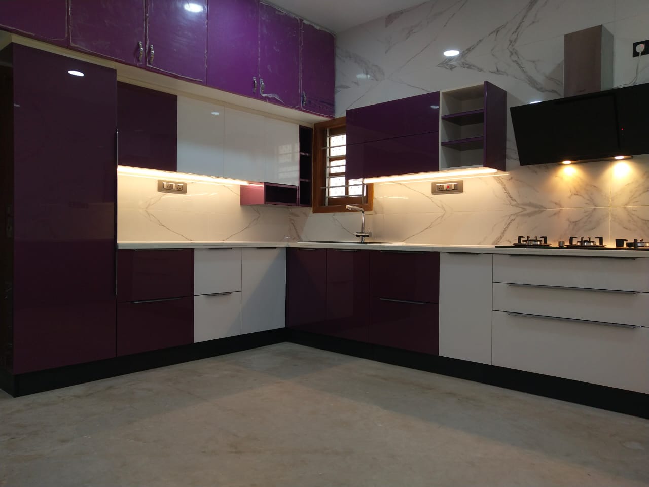Elegant Kitchen Module 18